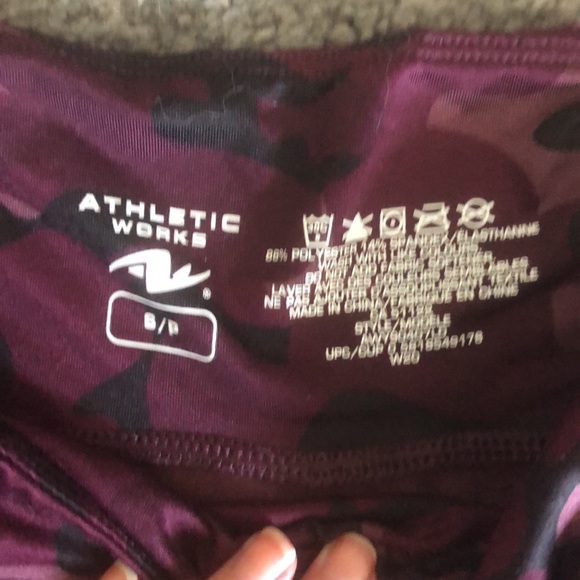 Athletic Works women’s leggings - Picture 3 of 3